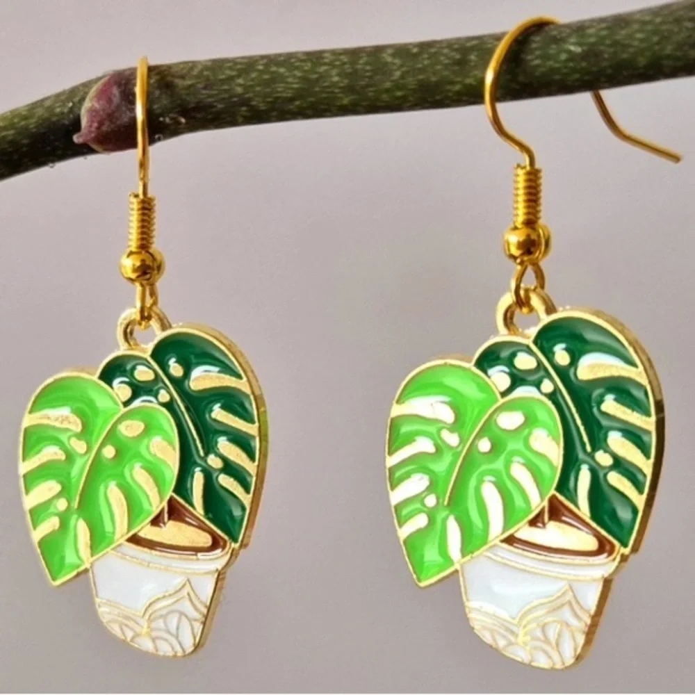 NWT - Plant Lover Monstera Leaf Potted Plant Earrings Set - single sided metal